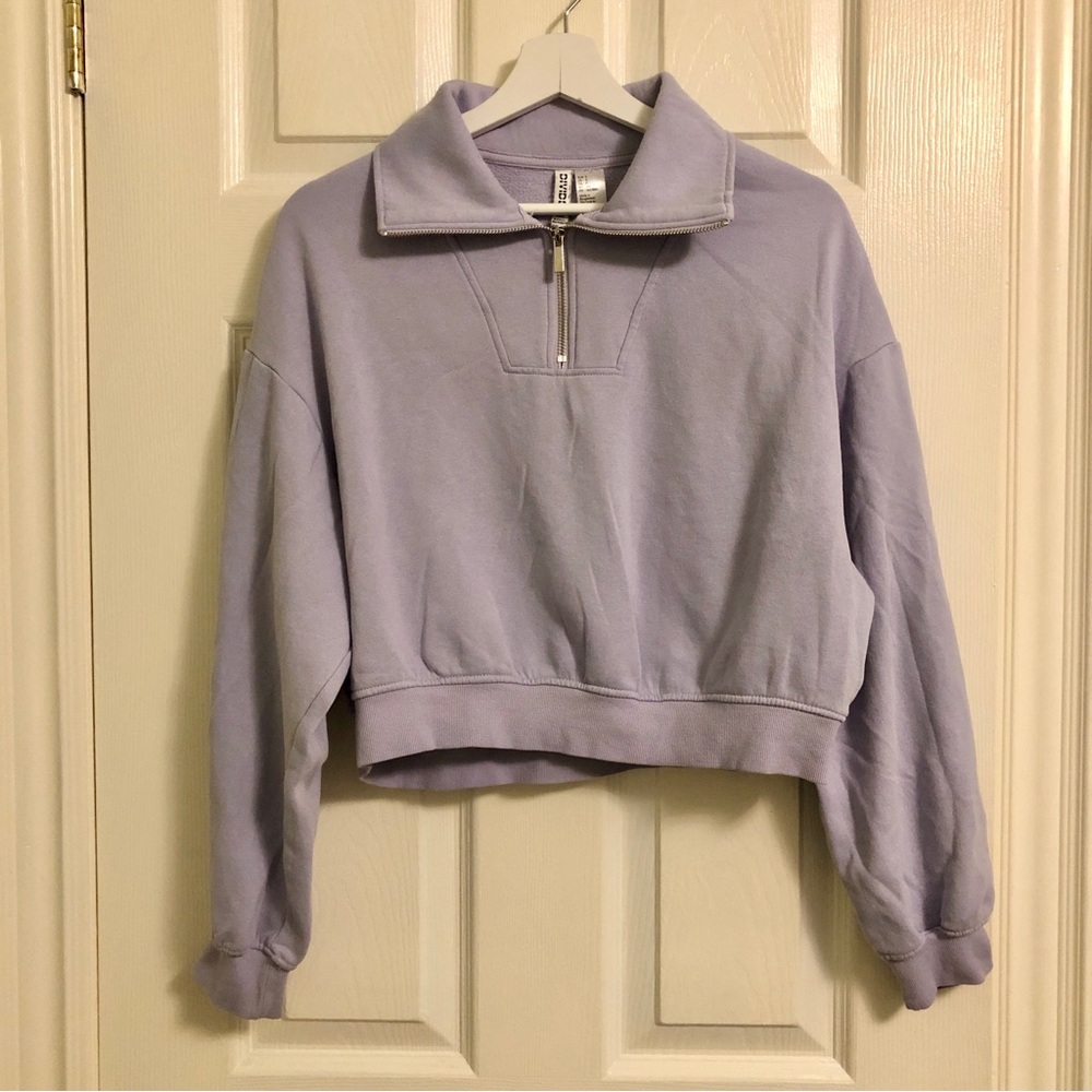 2/$10🌷H&M | Pastel cropped quarter-zip pullover (S)
